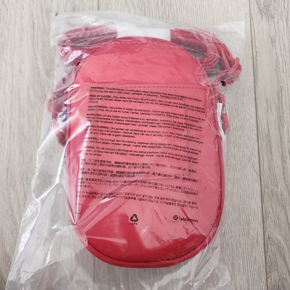 Lululemon Future Legacy Crossbody Bag Crimson Red - Picture 8 of 9